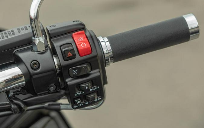 2025 Kawasaki Vulcan® 1700 Vaquero® ABS