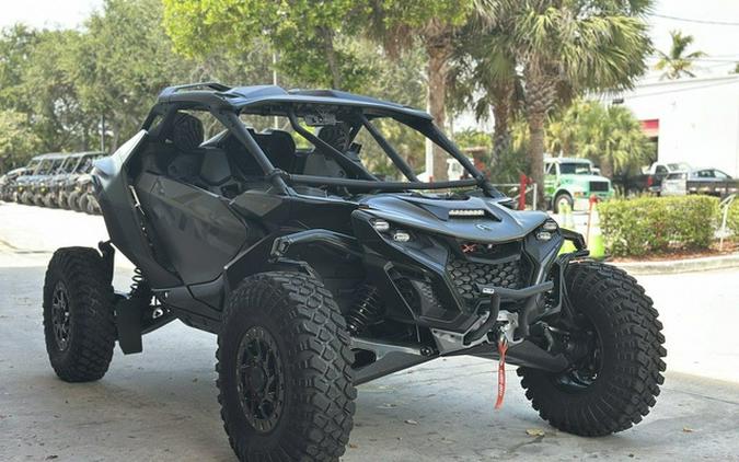 2026 Can-Am Maverick R X rc
