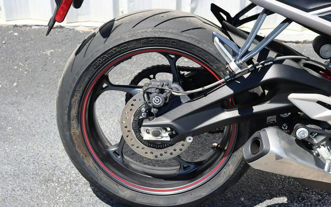 2022 Triumph Street Triple R Low Matte Silver Ice