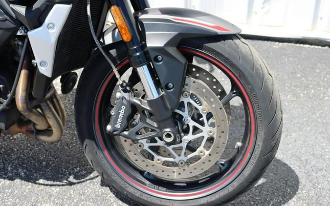 2022 Triumph Street Triple R Low Matte Silver Ice
