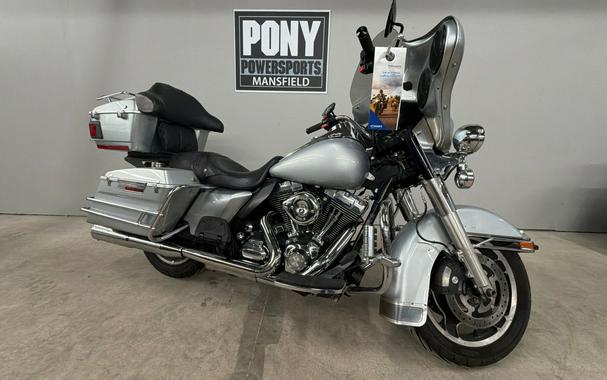 2011 Harley-Davidson® FLHR Road King®