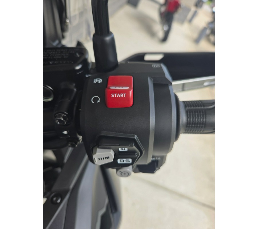 2025 HONDA AFRICA TWIN ADVENTURE SPORTS ES DCT