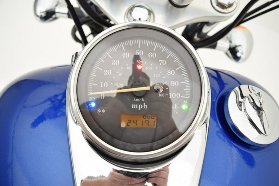 2002 Honda VT750DC2