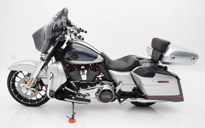 2019 Harley-Davidson® FLHXSE - CVO™ Street Glide®