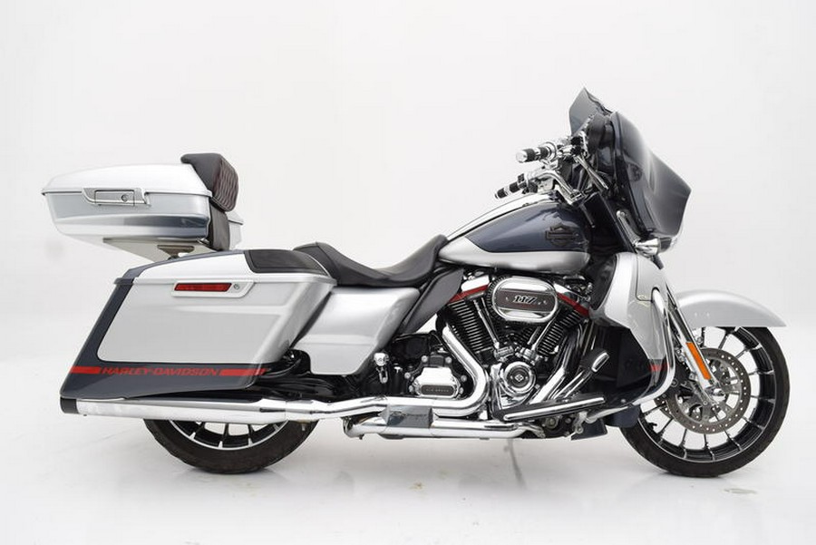 2019 Harley-Davidson® FLHXSE - CVO™ Street Glide®