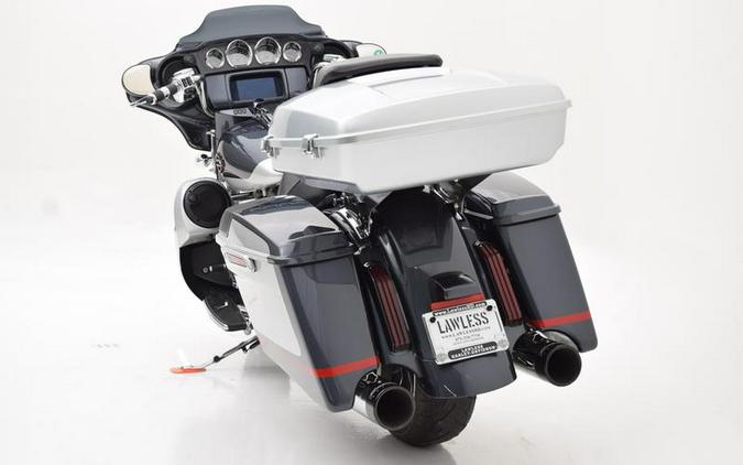 2019 Harley-Davidson® FLHXSE - CVO™ Street Glide®