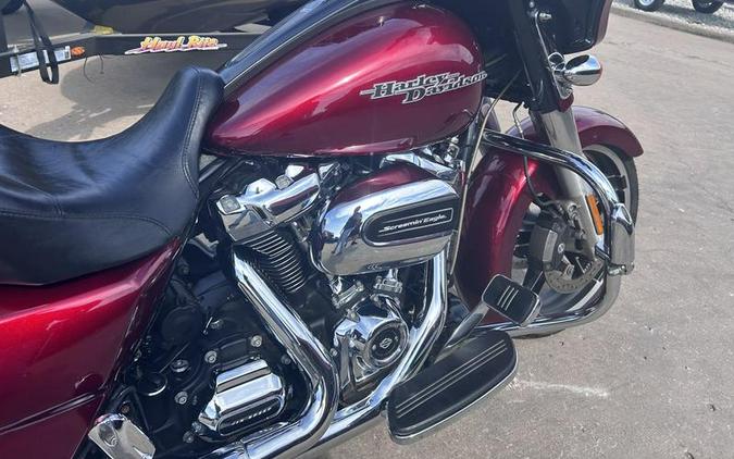 2017 Harley-Davidson® FLHXS - Street Glide® Special