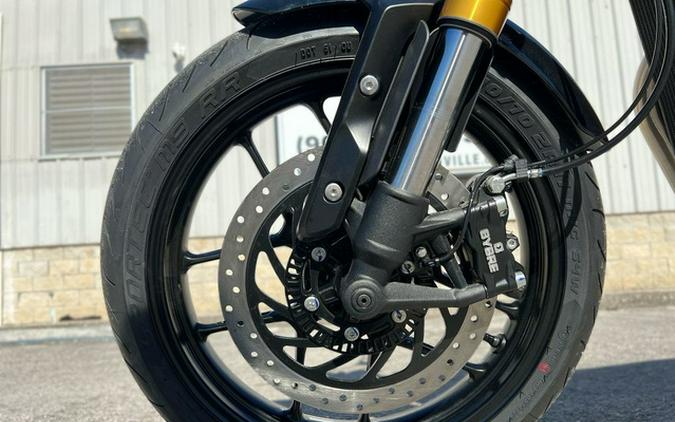 2026 Triumph Speed 400 Pearl Metallic White/Phantom Black