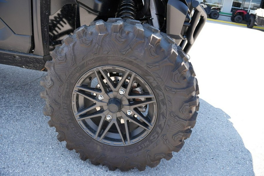 2026 Kawasaki Teryx® KRX4™ 1000 Blackout Edition