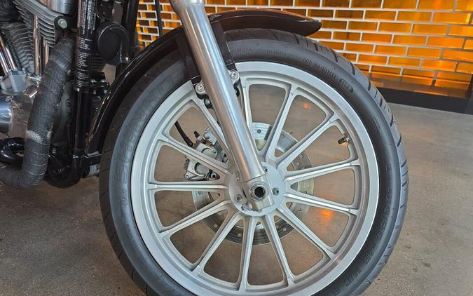 2008 Harley-Davidson® Sportster® 883 Custom Black