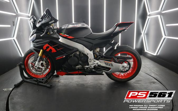 2023 Aprilia RSV4 1100