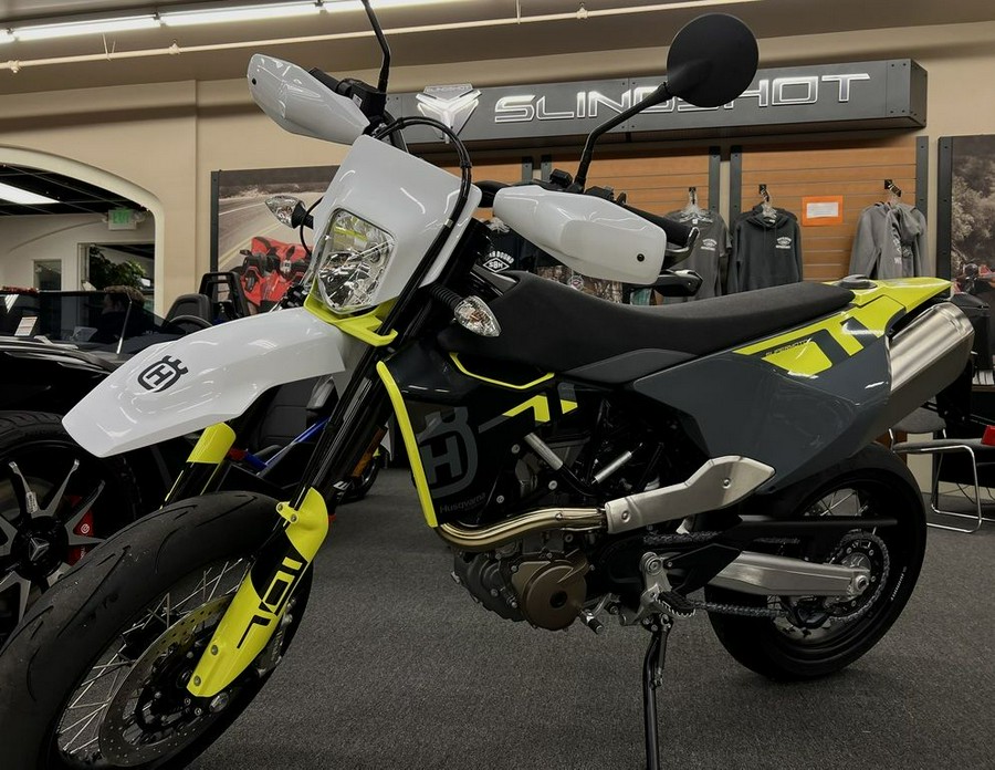 2024 Husqvarna® 701 Supermoto