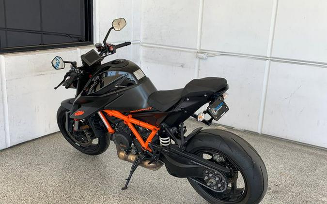 2020 KTM 1290 SUPER DUKE R