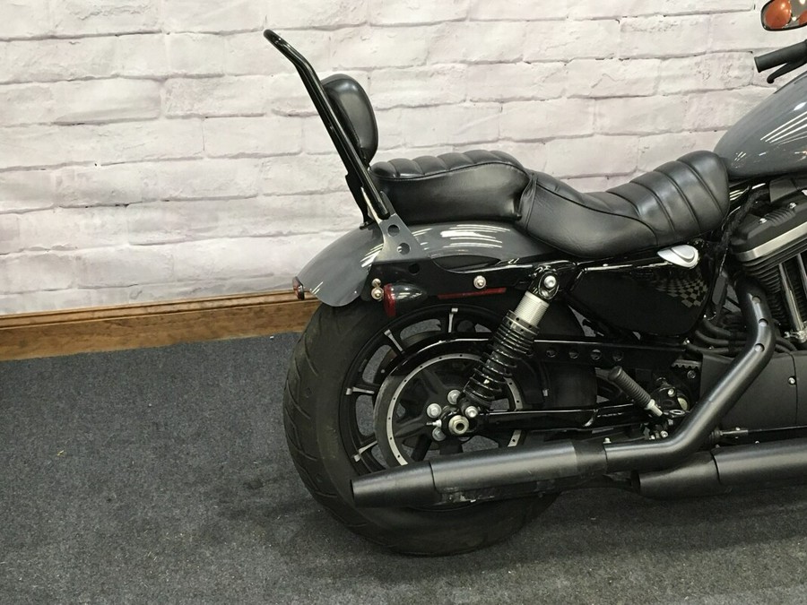 2022 Harley-Davidson Iron 883 Gunship Grey - Black Finish 883N