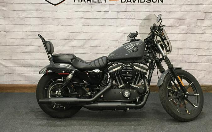 2022 Harley-Davidson Iron 883 Review [Air-Cooled Sportster]