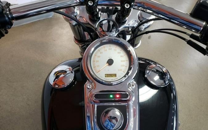 2011 Harley-Davidson Dyna Glide® Fat Bob™
