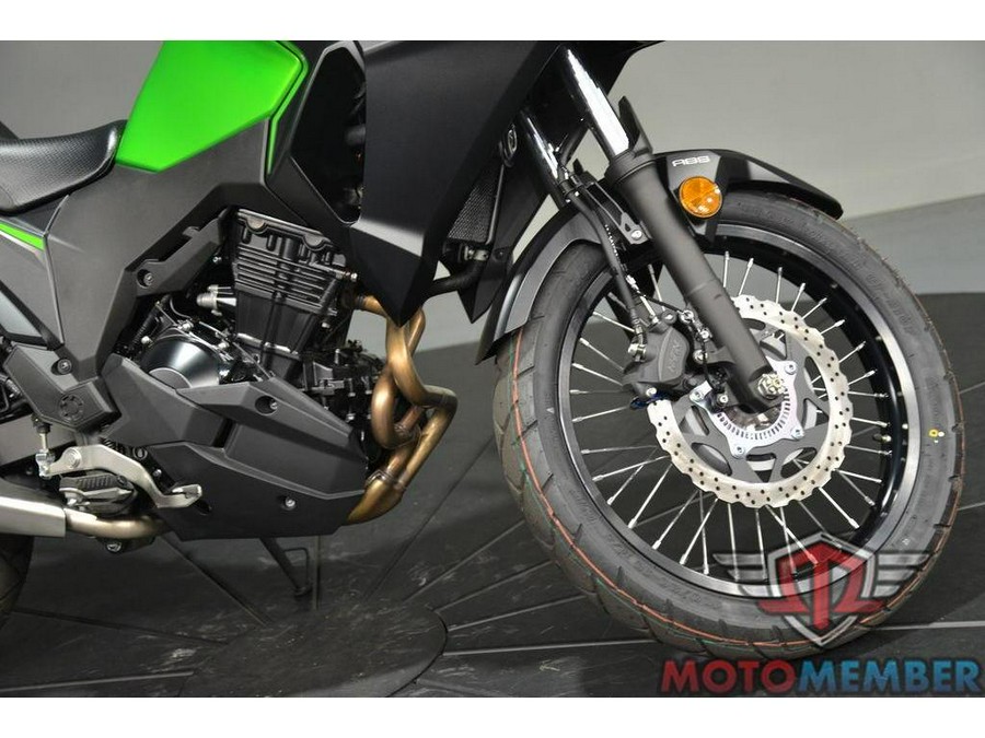 2025 Kawasaki Versys®-X 300 ABS