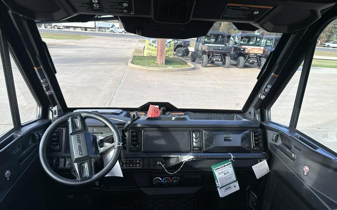 2026 Can-Am Defender MAX XT CAB HD11