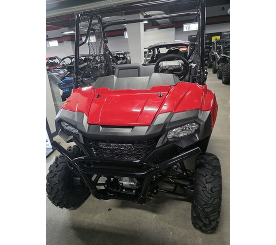 2026 Honda Pioneer 700 Deluxe