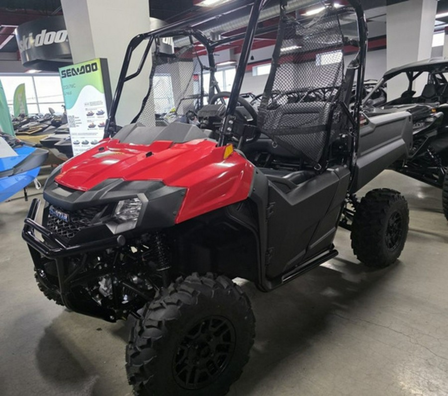 2026 Honda Pioneer 700 Deluxe