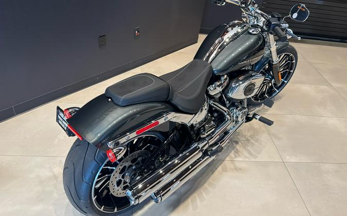 2026 Harley-Davidson Breakout®