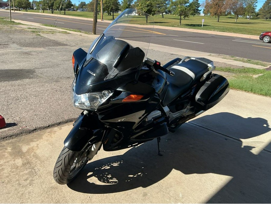 2012 ST1300 ABS - Honda