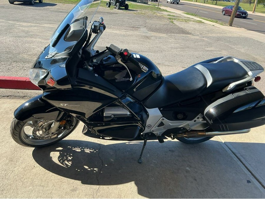 2012 ST1300 ABS - Honda