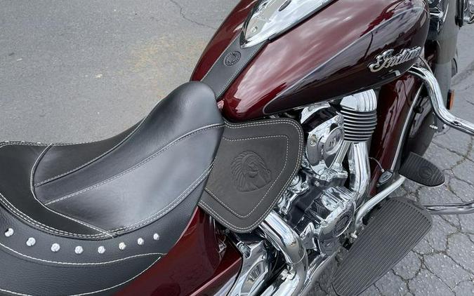 2022 Indian Motorcycle® Springfield® Maroon Metallic/Crimson Metallic