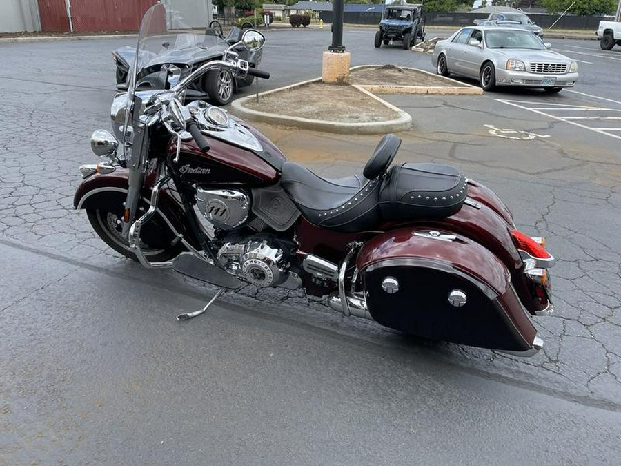 2022 Indian Motorcycle® Springfield® Maroon Metallic/Crimson Metallic