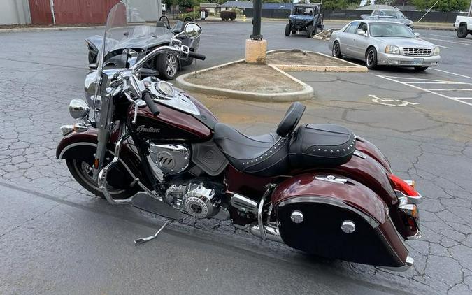 2022 Indian Motorcycle® Springfield® Maroon Metallic/Crimson Metallic