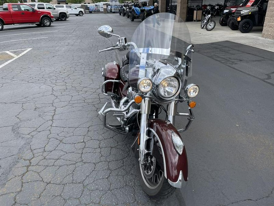 2022 Indian Motorcycle® Springfield® Maroon Metallic/Crimson Metallic