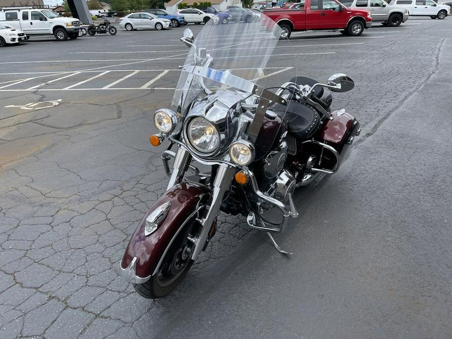 2022 Indian Motorcycle® Springfield® Maroon Metallic/Crimson Metallic