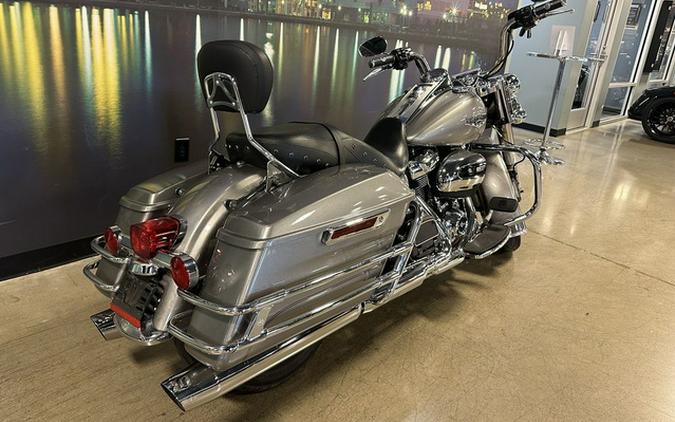 2017 Harley-Davidson FLHR - Road King