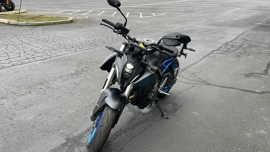 2024 Suzuki GSX-8S