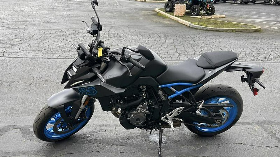 2024 Suzuki GSX-8S