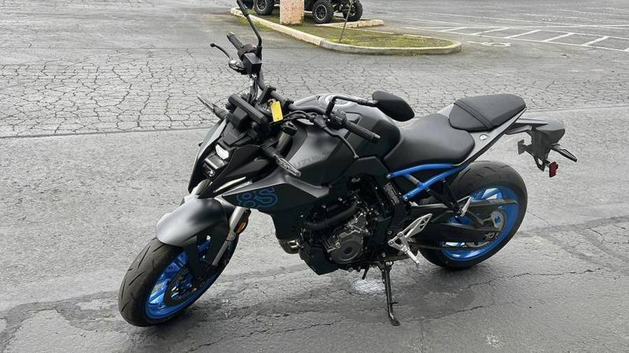 2024 Suzuki GSX-8S