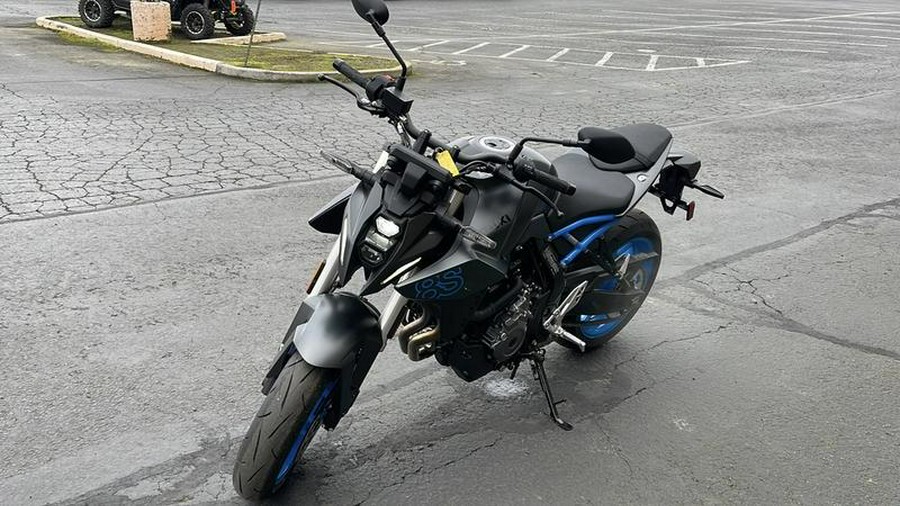 2024 Suzuki GSX-8S