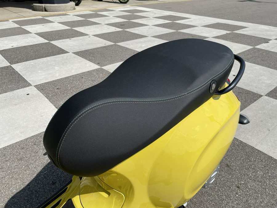 2024 Vespa Primavera 50