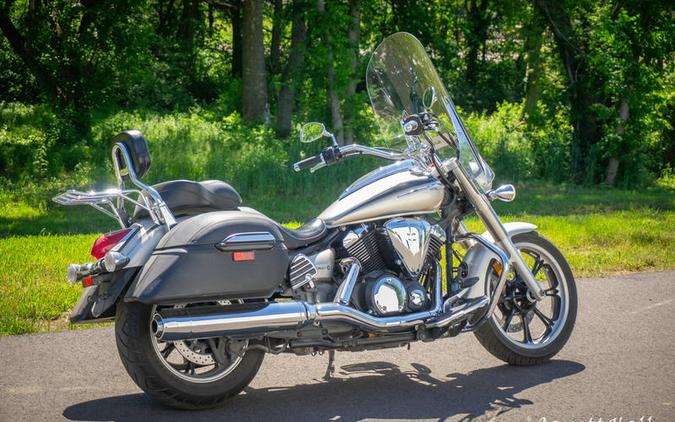 2010 Yamaha V Star® 950 Tourer