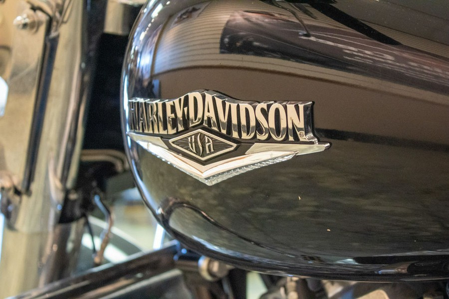 2019 Harley-Davidson® FLHR - Road King®