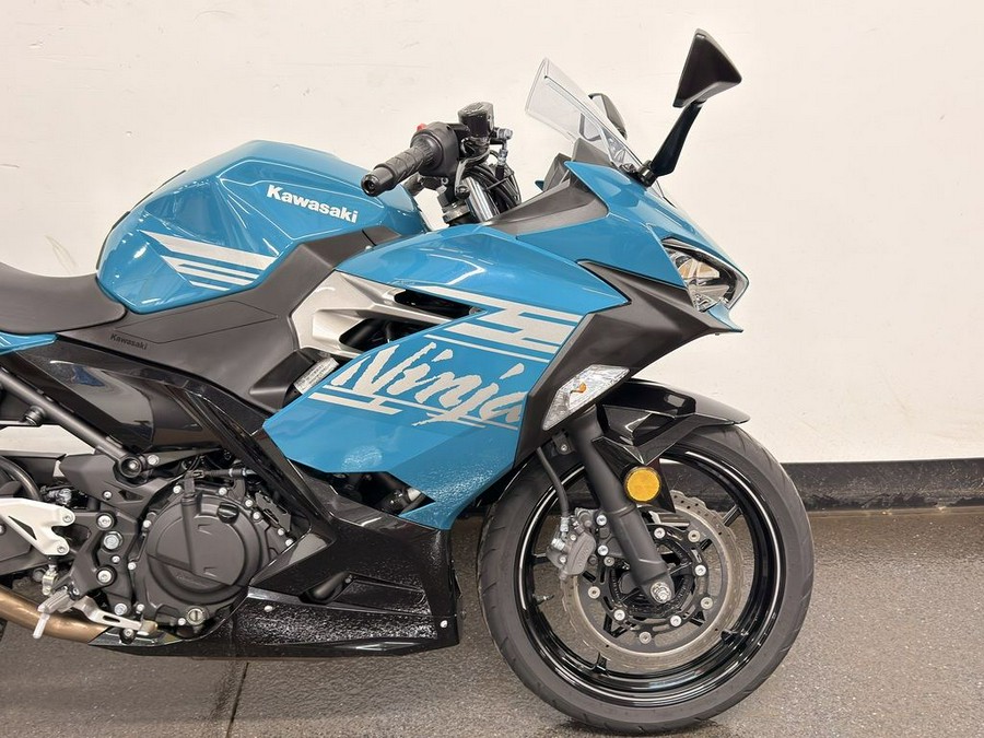 2021 Kawasaki Ninja® 400 ABS Pearl Nightshade Teal/Metallic Spark Black