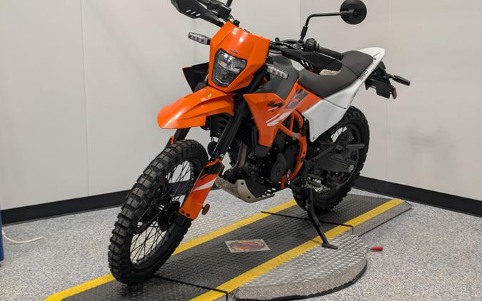 2026 KTM Enduro 390 R
