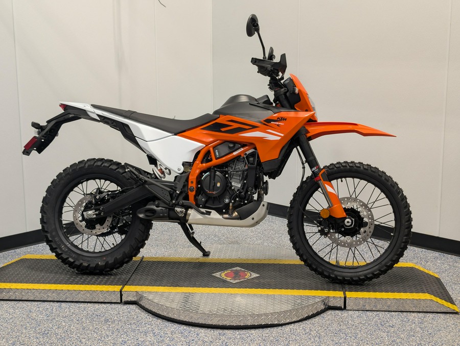 2026 KTM Enduro 390 R