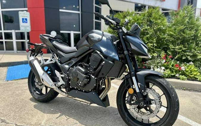 2026 Honda® CB750 Hornet E-Clutch