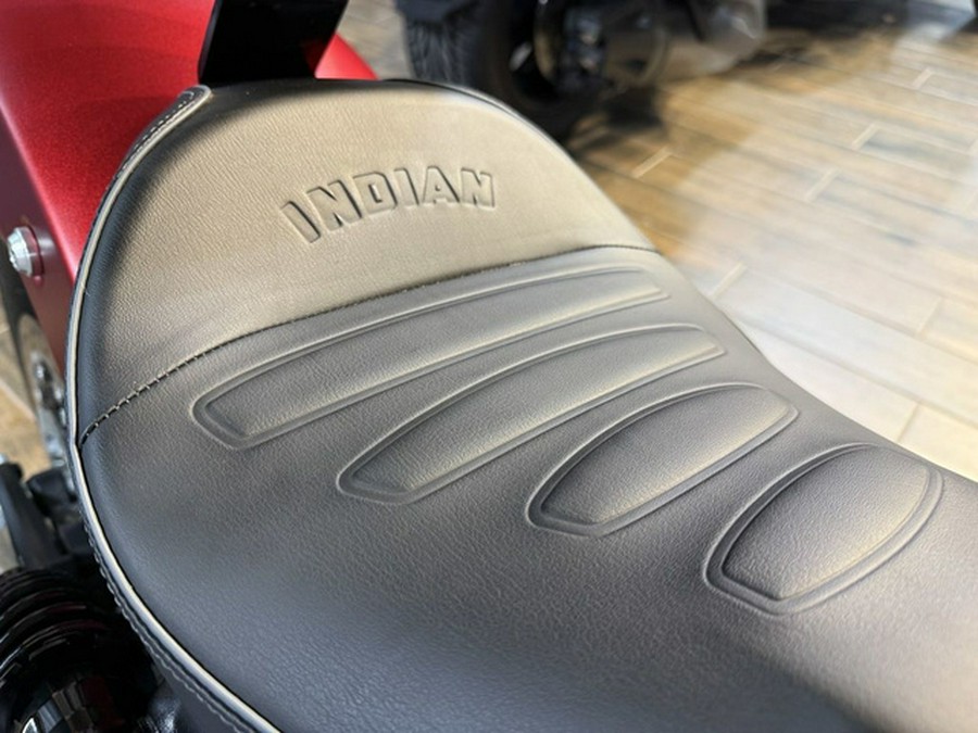 2025 Indian Scout Bobber Limited +Tech Sunset Red Smoke