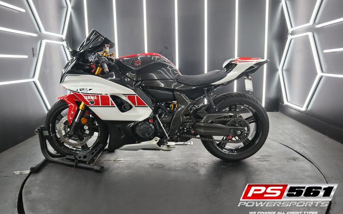 2022 Yamaha Motor Corp., USA YZF-R7 World GP 60th Anniversary Edition