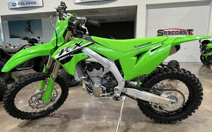 FIRST LOOK! 2024 KAWASAKI KX250, KX112, KX85 & KX65 MODELS