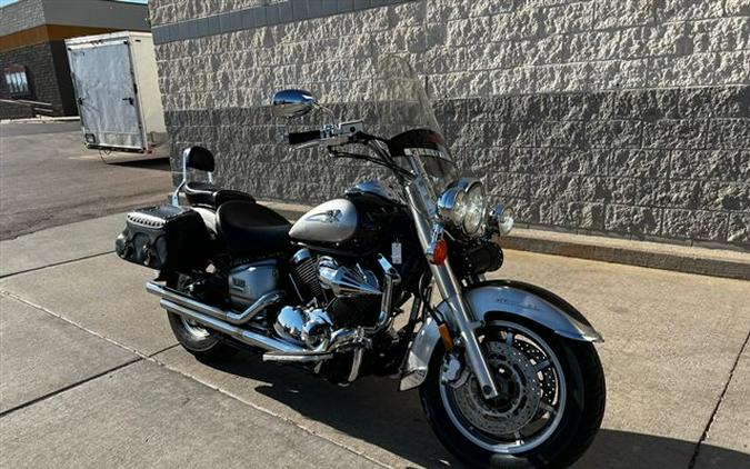 2004 Yamaha V Star 1100 Silverado