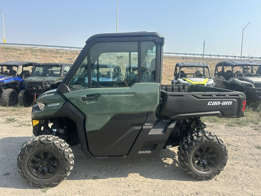 2024 Can-Am® Defender DPS CAB HD9