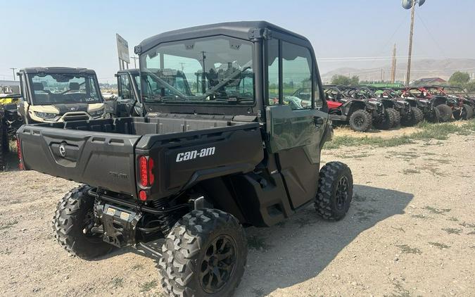 2024 Can-Am® Defender DPS CAB HD9